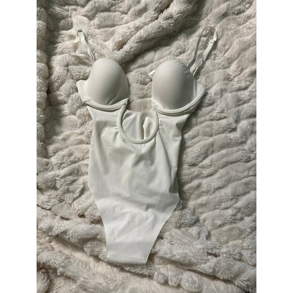SKIMS White Shapewear Bodysuit - Picture 4 of 5